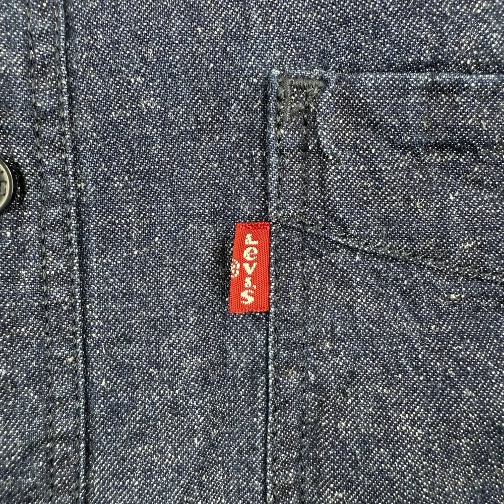 Levis Shirt Mens Small Blue Denim‎ Hemp Blend Button Up Short Sleeve Casual
